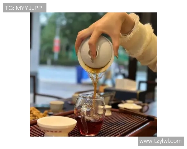 喜欢喝茶的足球明星有哪些他们的茶文化与生活方式探秘